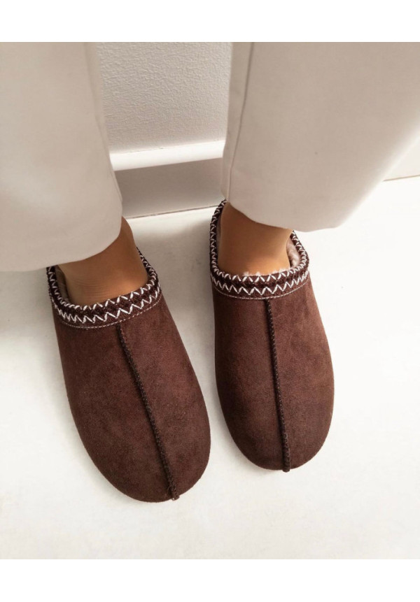 ZUECOS CHOCOLATE BORDADO BLANCO 3598