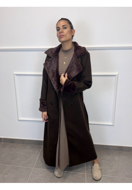 ABRIGO PELOS CUELLO Y MANGAS 4602