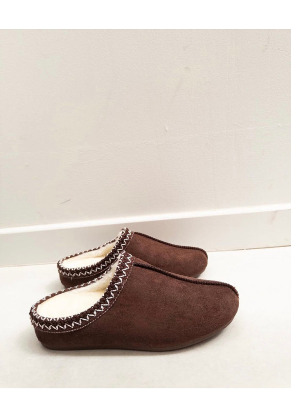 ZUECOS CHOCOLATE BORDADO BLANCO 3598