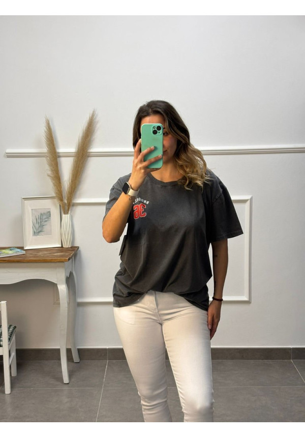 CAMISETA OVERSIZE DEPORTIVA